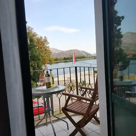 Fosa Gostinjska kuća *