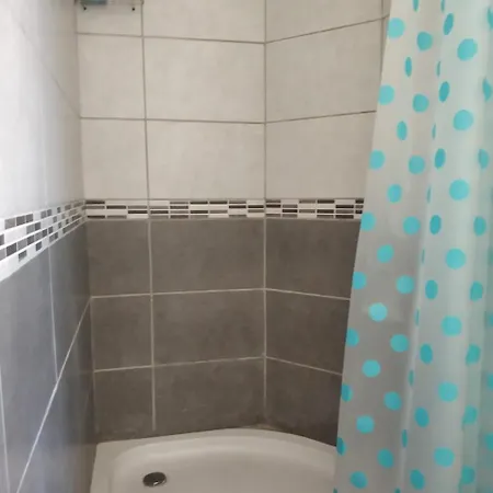 Fosa Gostinjska kuća *