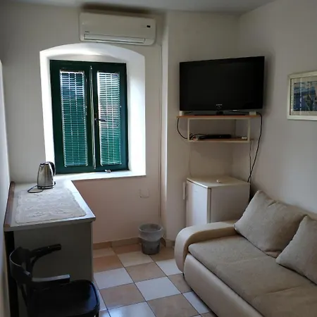 Gostinjska kuća Fosa