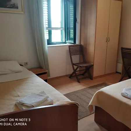 Gostinjska kuća Fosa